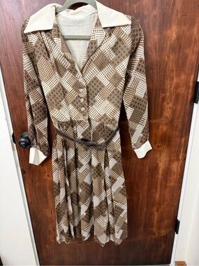 Vintage Brown Patterned Long Sleeve Dress